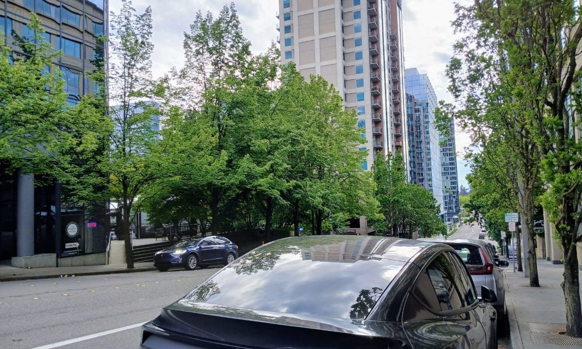 Bellevue to Introduce Paid Curbside Parking to Boost Turnover and Fund Transport Upgrades