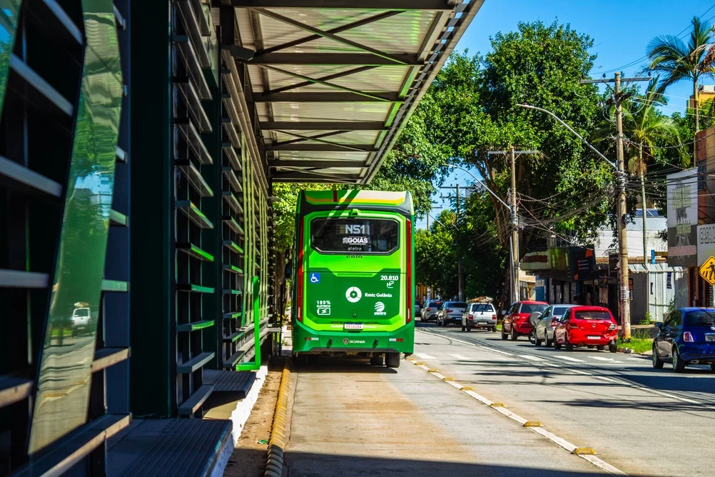 Private Investment Key to Accelerating E-Bus Transition, Says ITDP Report