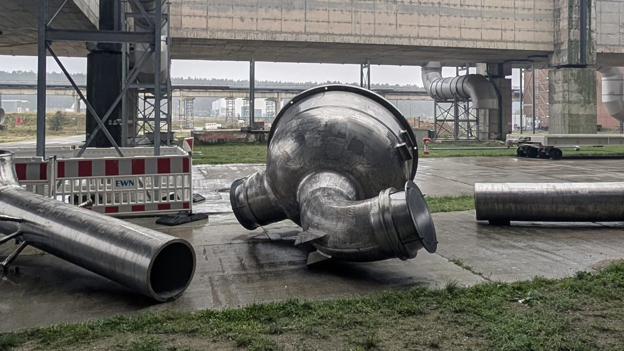 Lessons from Nuclear Hubs for Data Centre Communities