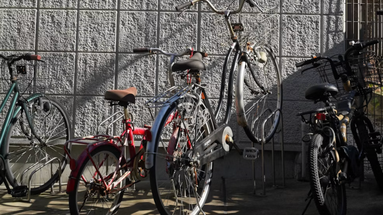 Advocates Map and Grade Bike Racks to Highlight Shortages and Poor Quality