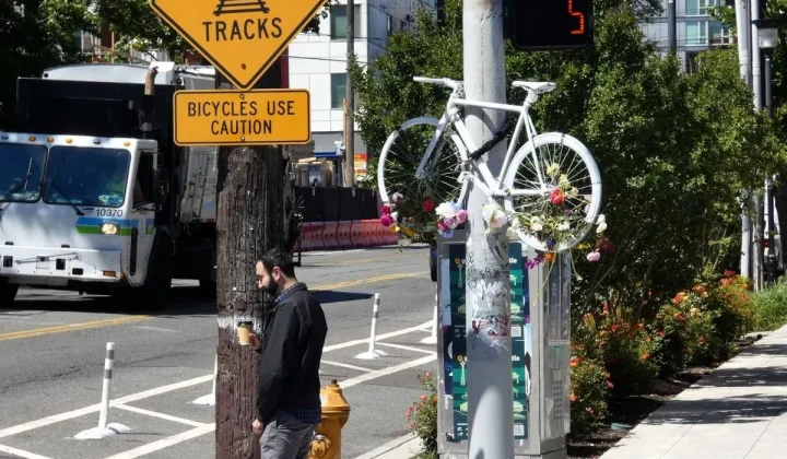 Seattle Urged to Accelerate Bike Network Progress Amid Funding Concerns