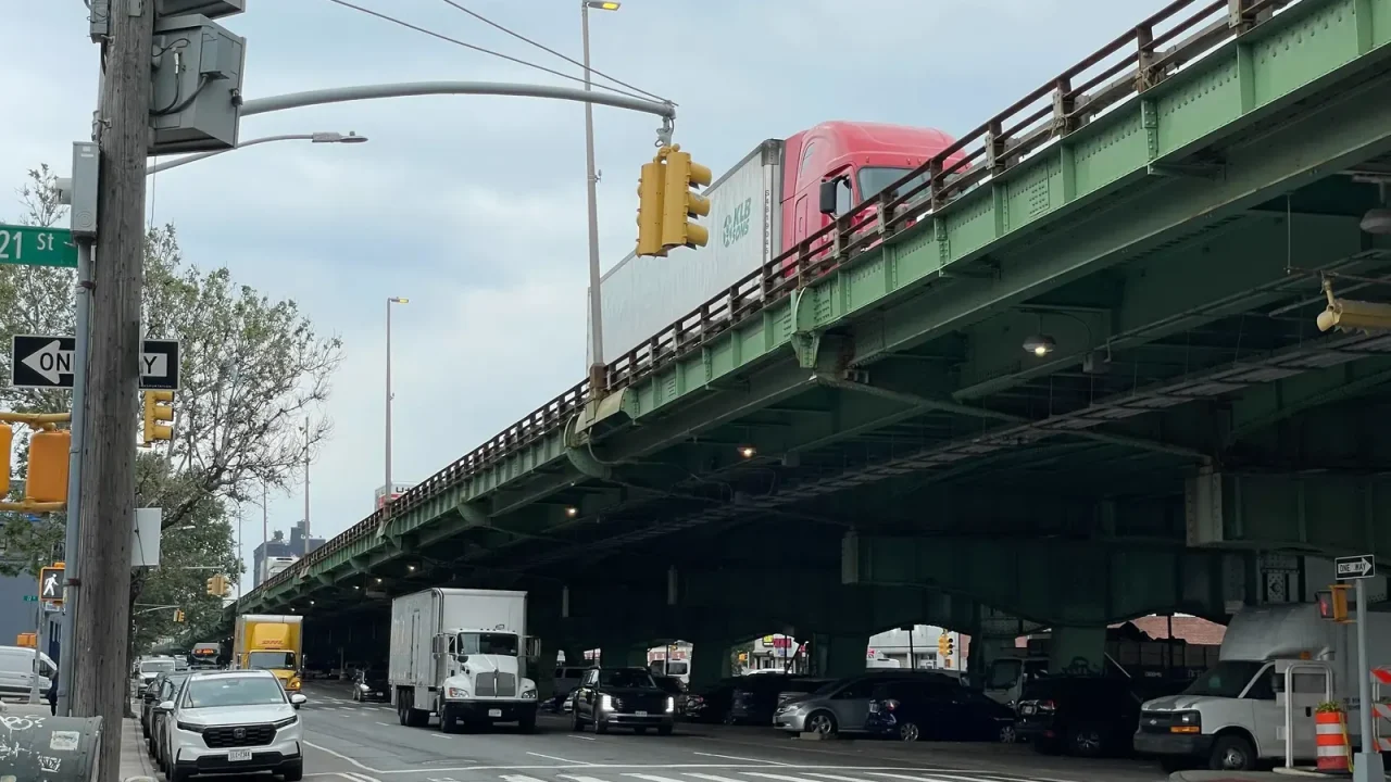 Brooklyn Residents Protest Truck Route Expansion Amid Stalled Safety Redesign on Third Avenue