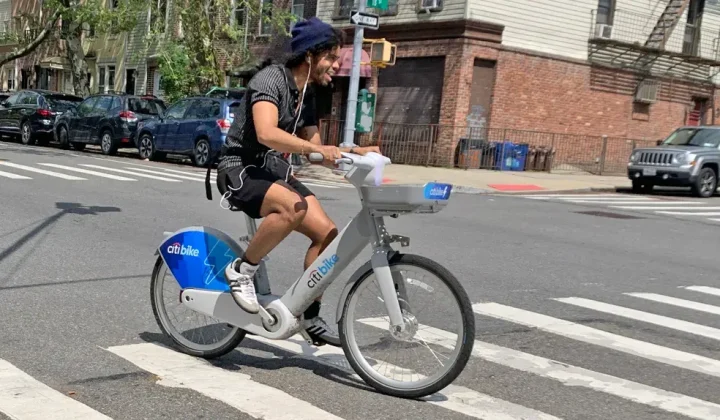 New York City Considers Discounted Citi Bike Memberships for Students and Seniors