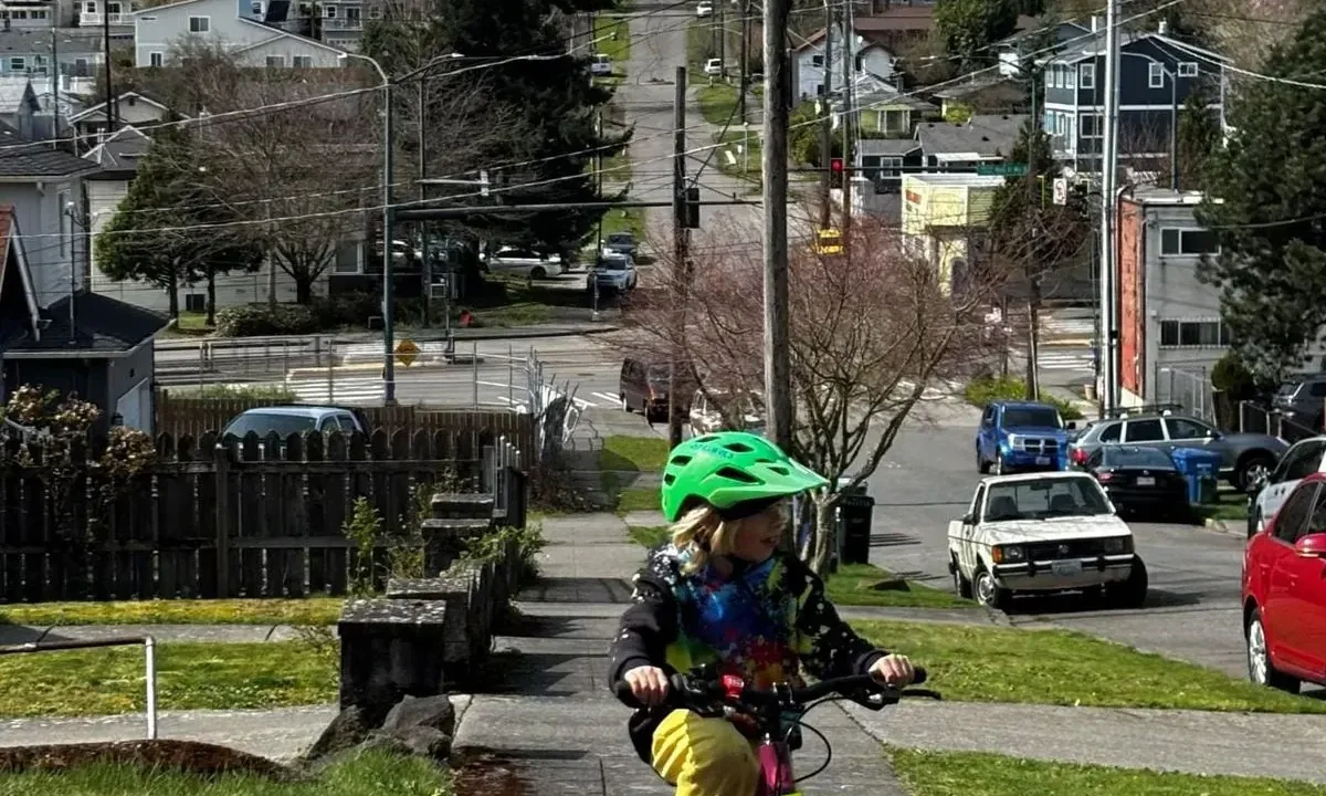 Deadly Crash Highlights Urgent Need for Protected Bike Lanes in Seattle’s Rainier Valley