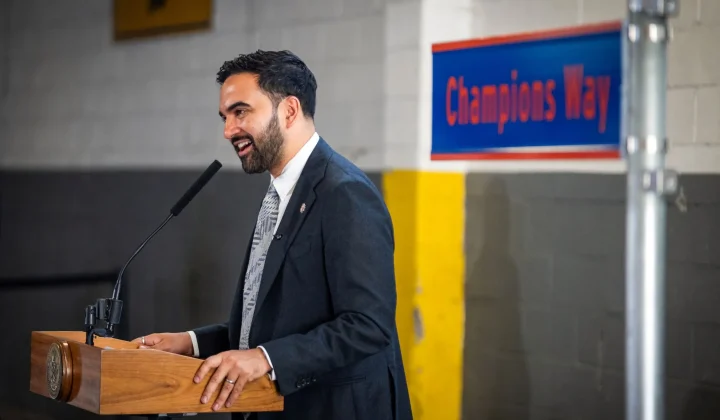 Lower Manhattan Car-Free Zone for Knicks Parade Highlights Potential for Future Urban Mobility