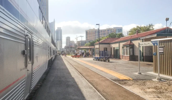 Texas DOT Pushes for Austin-San Antonio Commuter Rail Amidst Track Ownership Hurdles