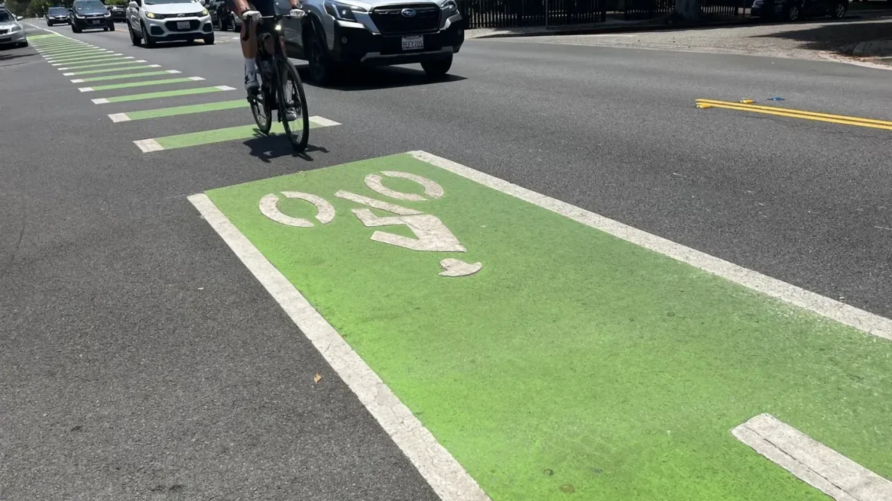 Santa Monica Trials AI Cameras for Bike Lane Parking Enforcement