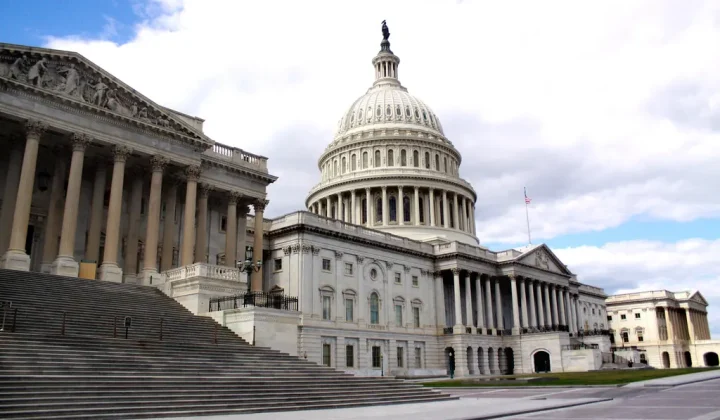 US Housing Act Passes Without Presidential Signature, Aiming to Boost Supply and Lower Costs