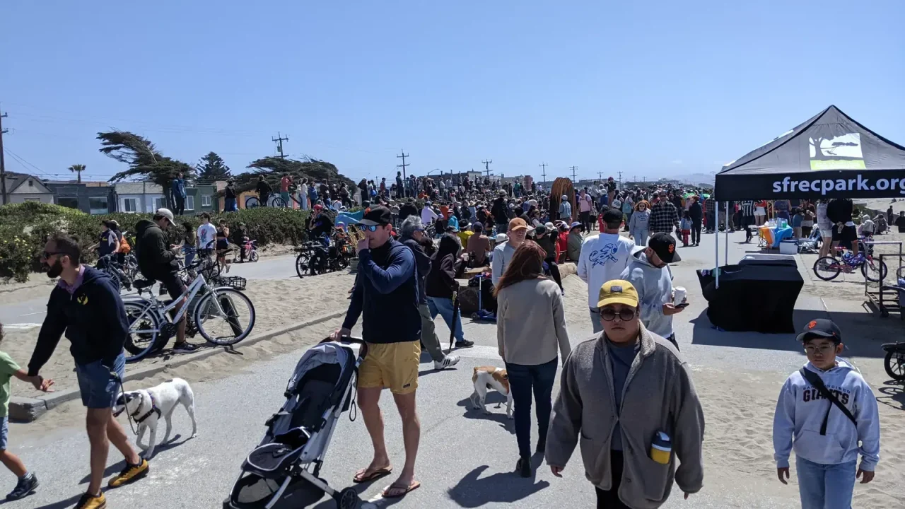 San Francisco’s BART Extends Service with Longer Trains Amid Ridership Surge