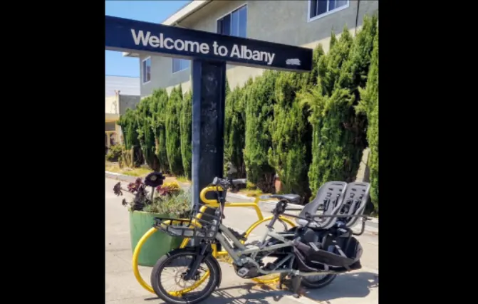 Albany Approves Solano Avenue Active Transportation Plan with Protected Bike Lane