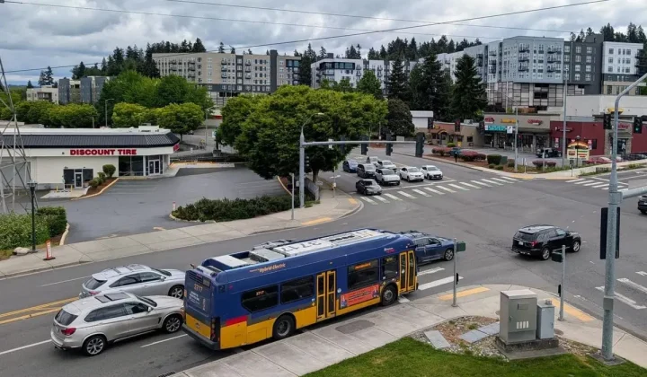 Kirkland wage-floor vote could set Eastside precedent for essential-worker pay